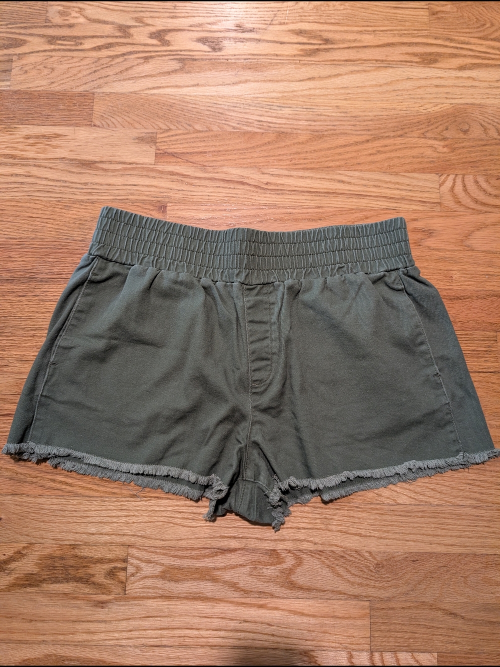 No Boundaries Olive Green High-Waist Frayed Hem Shorts